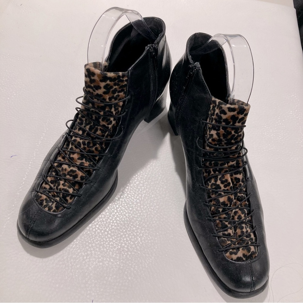 PROXY Sz 9.5 Leopard Print Elastic Top Square Heel  Zipper Made In Spain Shoes